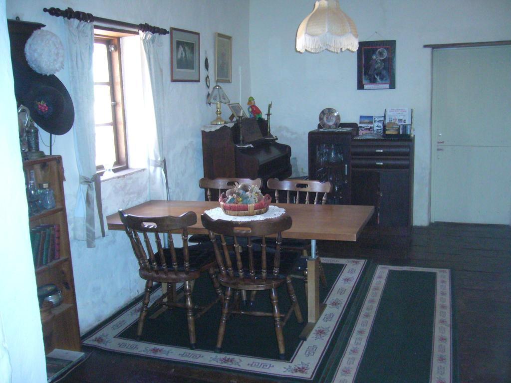 Mooniemia Farmhouse Bed And Breakfast Northampton Zewnętrze zdjęcie
